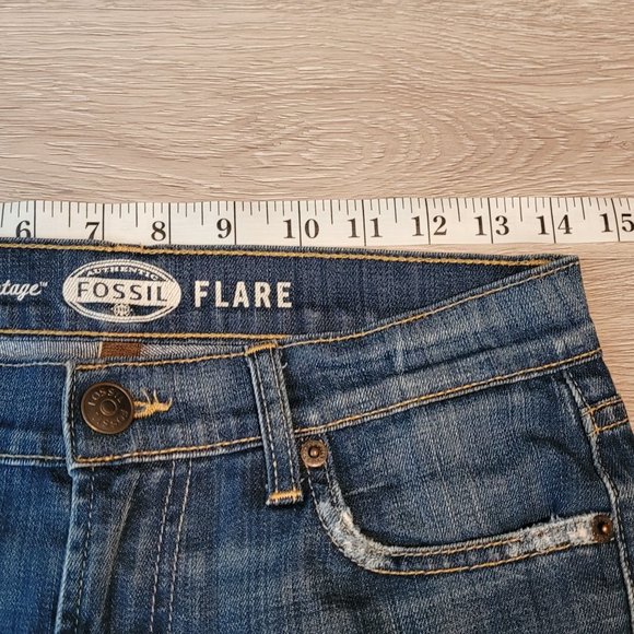 Fossil Jeans Size 26 Flare Low Rise Medium Light Wash Boho Western - Picture 5 of 10